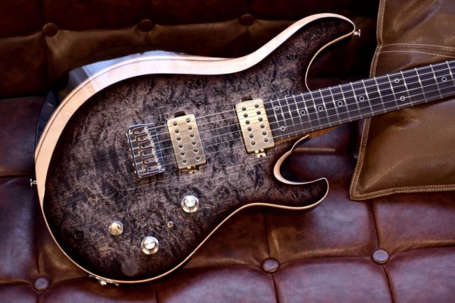 Altero Custom Guitars